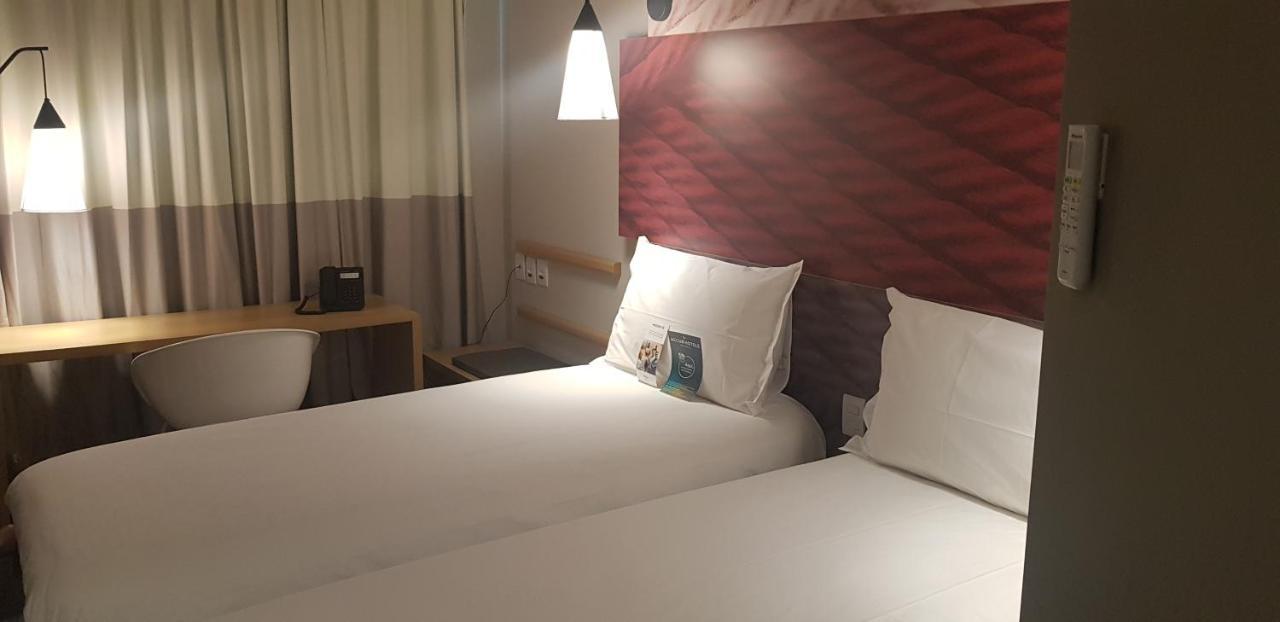 Standard Twin Room,1038764839:JPEG